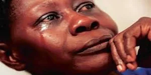 Nigeria : une jeune femme flagellée par la communauté pour violences conjugales (Vidéo)